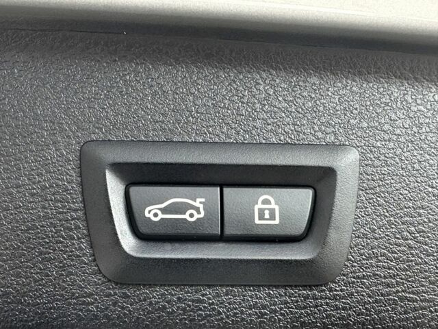 Сірий БМВ Х3, об'ємом двигуна 2 л та пробігом 195 тис. км за 13700 $, фото 15 на Automoto.ua