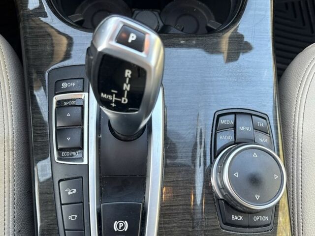 Сірий БМВ Х3, об'ємом двигуна 2 л та пробігом 218 тис. км за 17000 $, фото 10 на Automoto.ua