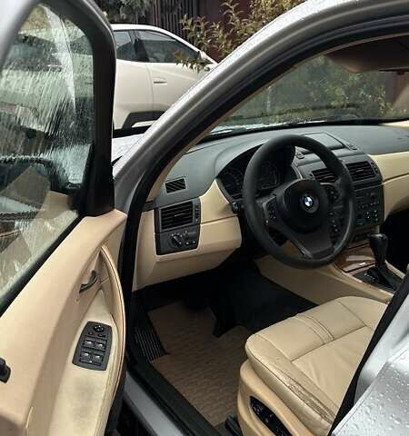 Серый БМВ Х3, объемом двигателя 2.98 л и пробегом 340 тыс. км за 7500 $, фото 12 на Automoto.ua