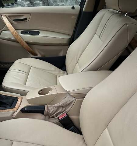 Серый БМВ Х3, объемом двигателя 2.98 л и пробегом 340 тыс. км за 7500 $, фото 15 на Automoto.ua