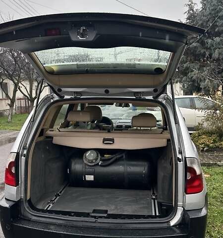 Серый БМВ Х3, объемом двигателя 2.98 л и пробегом 340 тыс. км за 7500 $, фото 10 на Automoto.ua