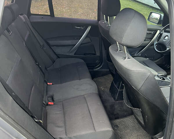 Серый БМВ Х3, объемом двигателя 2.99 л и пробегом 256 тыс. км за 8500 $, фото 12 на Automoto.ua