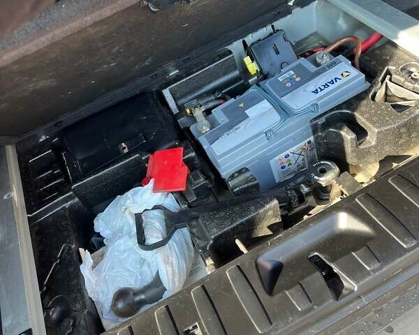 Серый БМВ Х3, объемом двигателя 2.99 л и пробегом 320 тыс. км за 9850 $, фото 16 на Automoto.ua