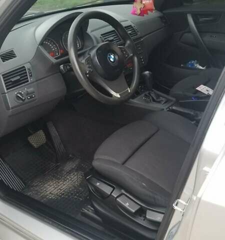 Серый БМВ Х3, объемом двигателя 3 л и пробегом 450 тыс. км за 9000 $, фото 6 на Automoto.ua