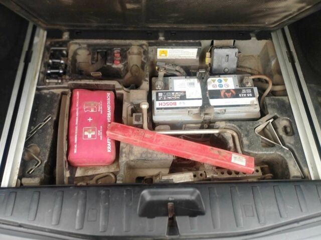 БМВ Х3 2004 в Славянске на Automoto.ua Серый БМВ Х3, объемом двигателя 3 л и пробегом 420 тыс. км за 5700 $, фото 18 на Automoto.ua