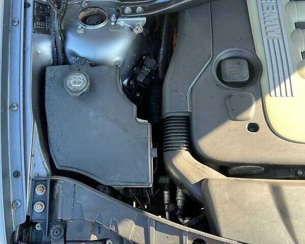 Серый БМВ Х3, объемом двигателя 2.99 л и пробегом 320 тыс. км за 9850 $, фото 2 на Automoto.ua