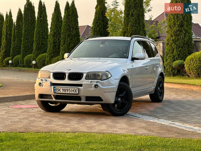 Серый БМВ Х3, объемом двигателя 3 л и пробегом 350 тыс. км за 8049 $, фото 16 на Automoto.ua