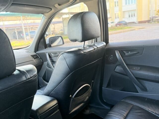 Серый БМВ Х3, объемом двигателя 3 л и пробегом 350 тыс. км за 5499 $, фото 9 на Automoto.ua