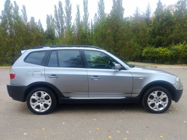 Серый БМВ Х3, объемом двигателя 3 л и пробегом 403 тыс. км за 5300 $, фото 1 на Automoto.ua