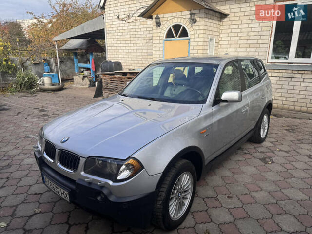 Серый БМВ Х3, объемом двигателя 2.49 л и пробегом 200 тыс. км за 8900 $, фото 1 на Automoto.ua