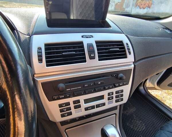 Серый БМВ Х3, объемом двигателя 2.99 л и пробегом 296 тыс. км за 9200 $, фото 15 на Automoto.ua