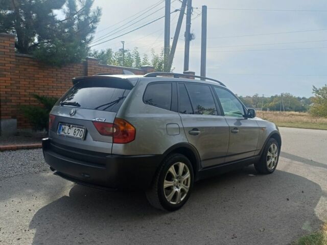 Серый БМВ Х3, объемом двигателя 3 л и пробегом 300 тыс. км за 4900 $, фото 5 на Automoto.ua