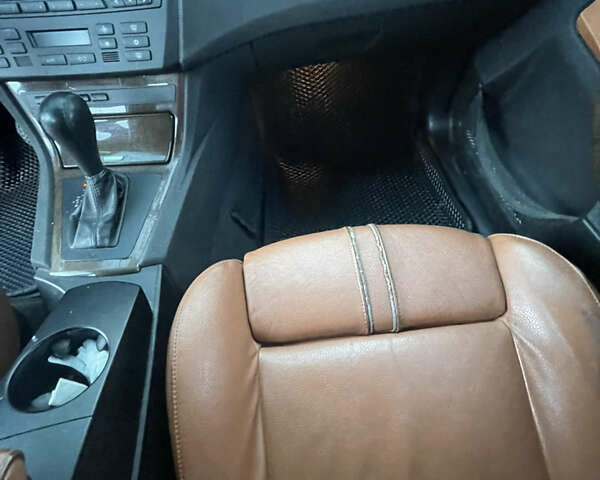 Серый БМВ Х3, объемом двигателя 2.99 л и пробегом 256 тыс. км за 11200 $, фото 11 на Automoto.ua