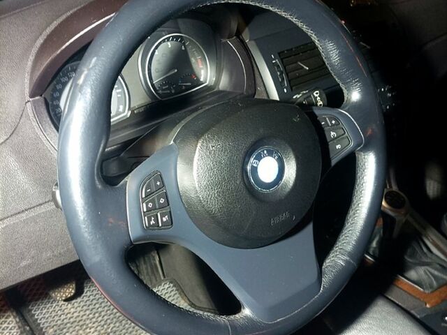 Серый БМВ Х3, объемом двигателя 2 л и пробегом 263 тыс. км за 7555 $, фото 4 на Automoto.ua