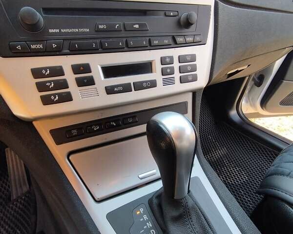 Серый БМВ Х3, объемом двигателя 2.99 л и пробегом 296 тыс. км за 9200 $, фото 16 на Automoto.ua