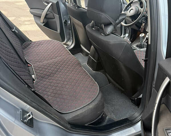 Серый БМВ Х3, объемом двигателя 2 л и пробегом 475 тыс. км за 4618 $, фото 12 на Automoto.ua