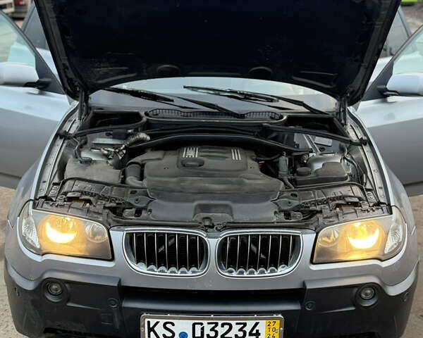 Серый БМВ Х3, объемом двигателя 2 л и пробегом 475 тыс. км за 4618 $, фото 15 на Automoto.ua