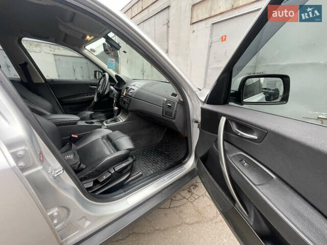 Сірий БМВ Х3, об'ємом двигуна 2.5 л та пробігом 280 тис. км за 7500 $, фото 11 на Automoto.ua