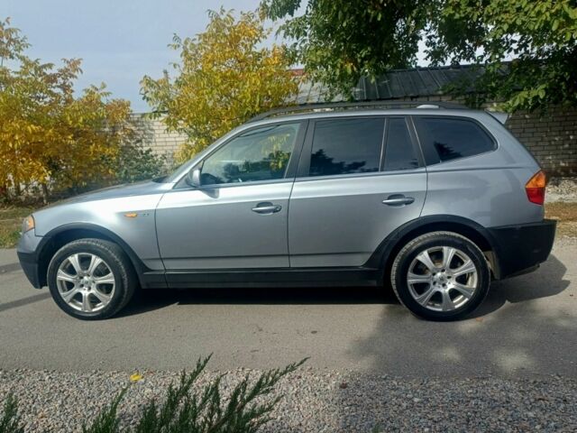 Серый БМВ Х3, объемом двигателя 3 л и пробегом 300 тыс. км за 4900 $, фото 7 на Automoto.ua