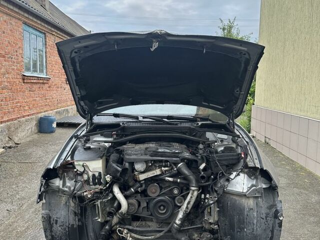 Серый БМВ Х3, объемом двигателя 2 л и пробегом 250 тыс. км за 5000 $, фото 7 на Automoto.ua