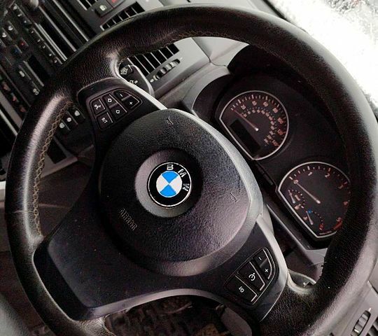 Сірий БМВ Х3, об'ємом двигуна 20 л та пробігом 350 тис. км за 3400 $, фото 3 на Automoto.ua