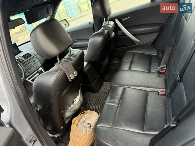 Сірий БМВ Х3, об'ємом двигуна 3.01 л та пробігом 350 тис. км за 9600 $, фото 4 на Automoto.ua