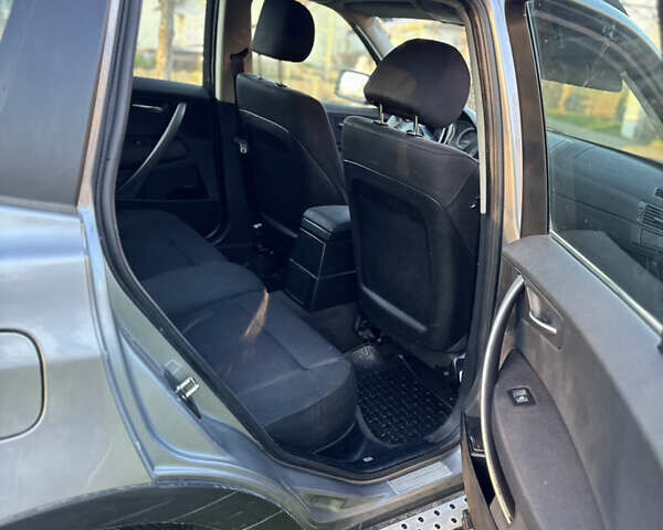 Сірий БМВ Х3, об'ємом двигуна 2 л та пробігом 195 тис. км за 7300 $, фото 19 на Automoto.ua