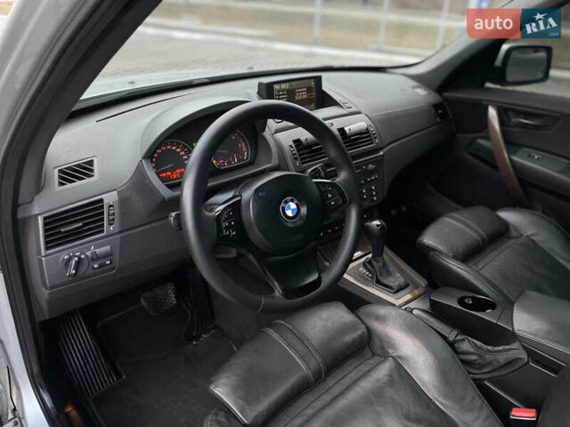 Серый БМВ Х3, объемом двигателя 3 л и пробегом 450 тыс. км за 4200 $, фото 40 на Automoto.ua