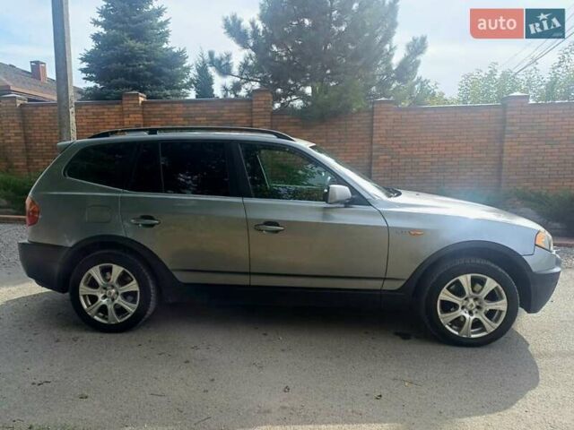 Серый БМВ Х3, объемом двигателя 3 л и пробегом 400 тыс. км за 4700 $, фото 5 на Automoto.ua