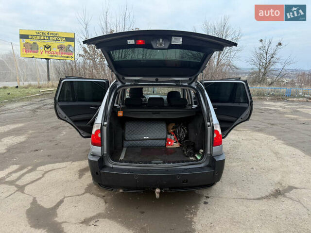 Серый БМВ Х3, объемом двигателя 2 л и пробегом 475 тыс. км за 4618 $, фото 7 на Automoto.ua