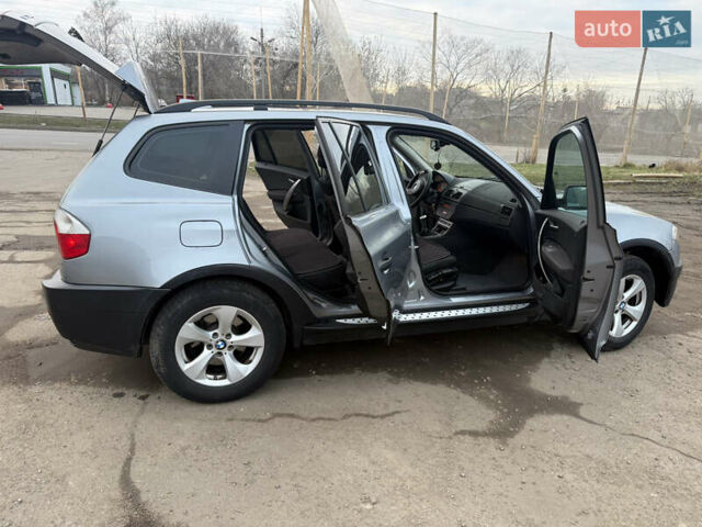 Серый БМВ Х3, объемом двигателя 2 л и пробегом 475 тыс. км за 4618 $, фото 6 на Automoto.ua