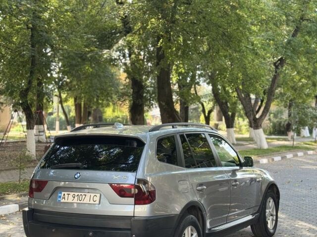Серый БМВ Х3, объемом двигателя 3 л и пробегом 330 тыс. км за 7878 $, фото 3 на Automoto.ua