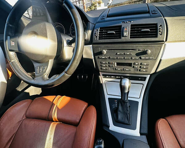 Серый БМВ Х3, объемом двигателя 3 л и пробегом 309 тыс. км за 12500 $, фото 27 на Automoto.ua