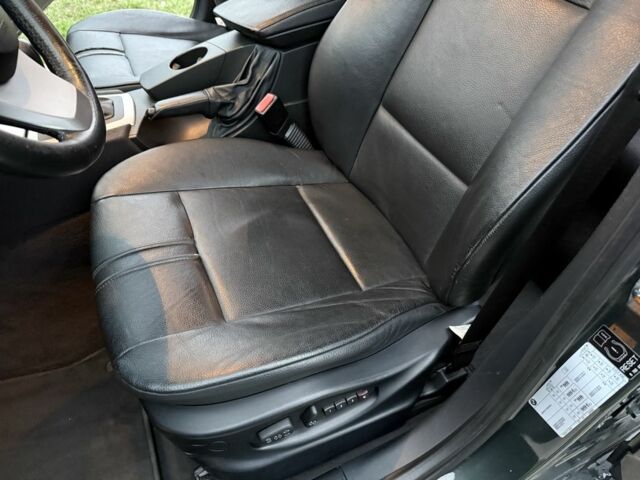 Серый БМВ Х3, объемом двигателя 3 л и пробегом 337 тыс. км за 6350 $, фото 15 на Automoto.ua