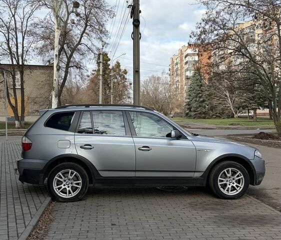 Серый БМВ Х3, объемом двигателя 3 л и пробегом 300 тыс. км за 5300 $, фото 3 на Automoto.ua