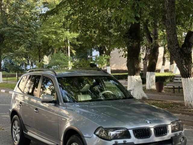 Серый БМВ Х3, объемом двигателя 3 л и пробегом 330 тыс. км за 7878 $, фото 1 на Automoto.ua