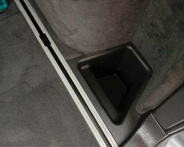 Серый БМВ Х3, объемом двигателя 3 л и пробегом 198 тыс. км за 9000 $, фото 20 на Automoto.ua