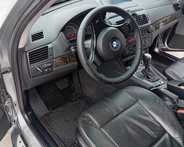 Серый БМВ Х3, объемом двигателя 3 л и пробегом 198 тыс. км за 9000 $, фото 14 на Automoto.ua