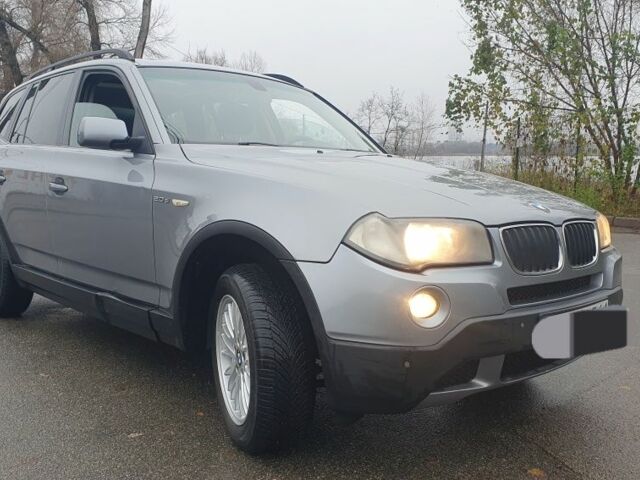 Серый БМВ Х3, объемом двигателя 2 л и пробегом 314 тыс. км за 4500 $, фото 3 на Automoto.ua