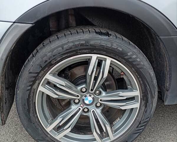 Серый БМВ Х3, объемом двигателя 3 л и пробегом 198 тыс. км за 9000 $, фото 8 на Automoto.ua