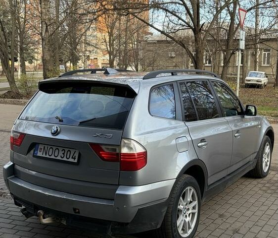 Серый БМВ Х3, объемом двигателя 3 л и пробегом 300 тыс. км за 5300 $, фото 5 на Automoto.ua