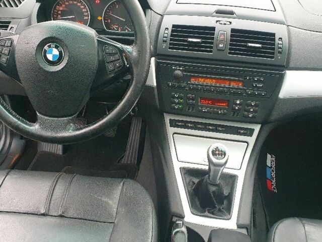 Серый БМВ Х3, объемом двигателя 2 л и пробегом 314 тыс. км за 4500 $, фото 10 на Automoto.ua