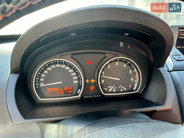 Серый БМВ Х3, объемом двигателя 3 л и пробегом 309 тыс. км за 12500 $, фото 30 на Automoto.ua