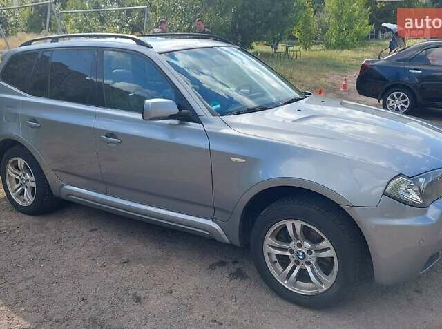 Серый БМВ Х3, объемом двигателя 3 л и пробегом 296 тыс. км за 7000 $, фото 9 на Automoto.ua