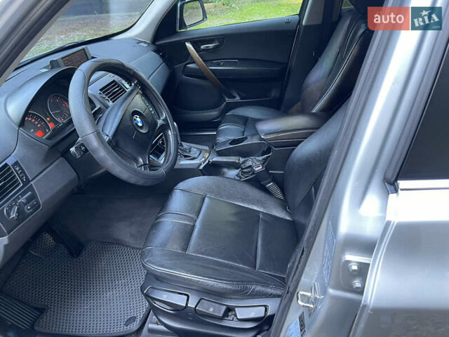 Серый БМВ Х3, объемом двигателя 2.99 л и пробегом 300 тыс. км за 8000 $, фото 4 на Automoto.ua