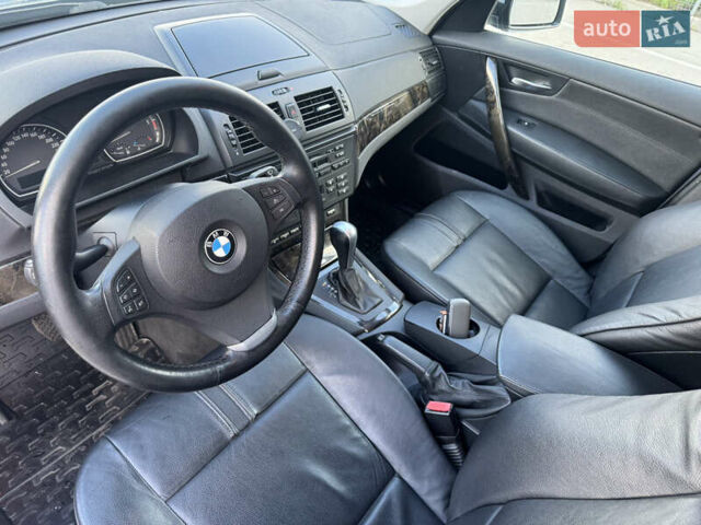 Серый БМВ Х3, объемом двигателя 3 л и пробегом 244 тыс. км за 11500 $, фото 11 на Automoto.ua