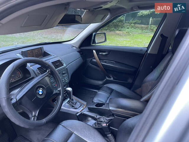 Серый БМВ Х3, объемом двигателя 2.99 л и пробегом 300 тыс. км за 8000 $, фото 3 на Automoto.ua
