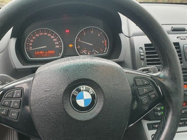 Серый БМВ Х3, объемом двигателя 2 л и пробегом 314 тыс. км за 4500 $, фото 11 на Automoto.ua