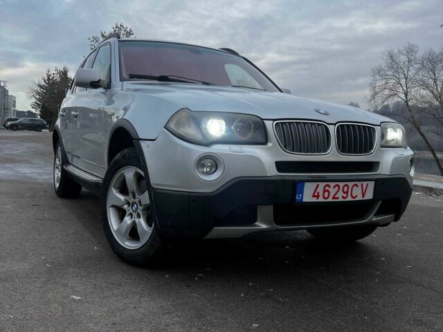 Серый БМВ Х3, объемом двигателя 3 л и пробегом 320 тыс. км за 6900 $, фото 1 на Automoto.ua