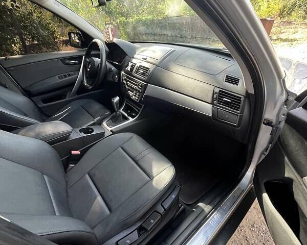 Сірий БМВ Х3, об'ємом двигуна 2 л та пробігом 193 тис. км за 4800 $, фото 10 на Automoto.ua